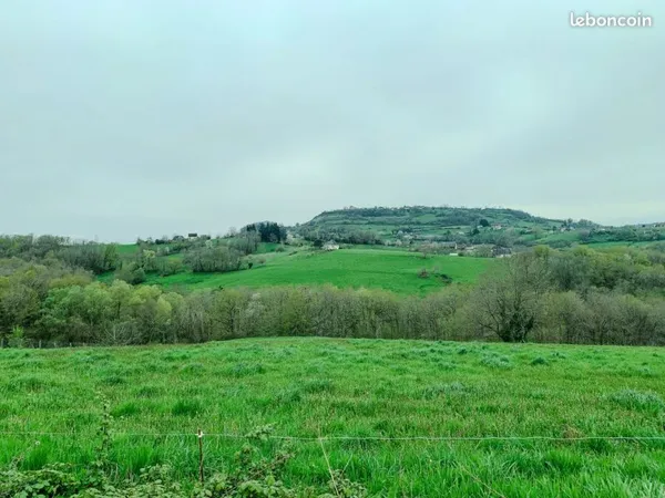 Terrain 2299 m² Yssandon
