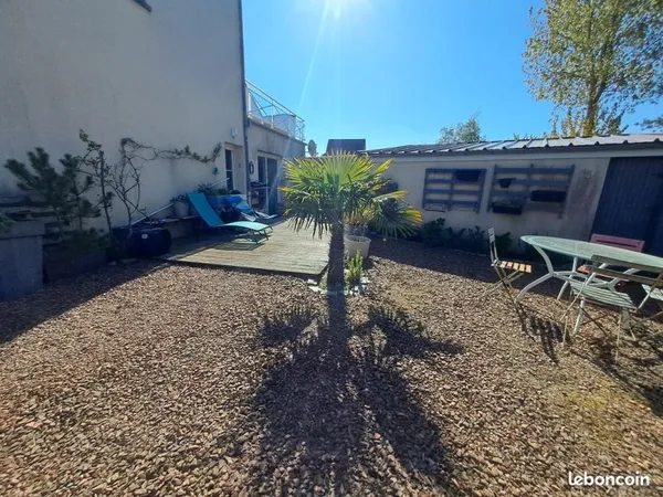 Exclusivité en secteur verdoyant rez de chaussée