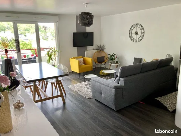 Bel appartement T4 - 96m2 face au Paradis à ROYAT