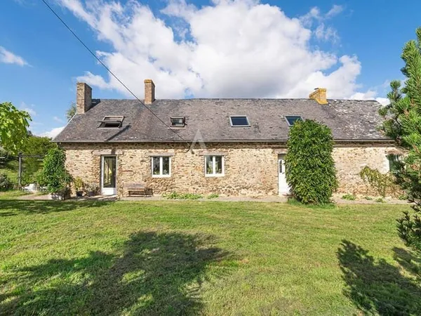 Maison 8 pièces 250 m²