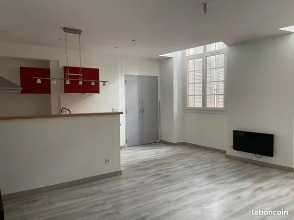 Rue de la Résistance - Loue appartement T3 de 73 m2