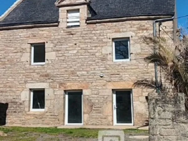 Maison de village de 1693 5 pièce(s) 88 m2 PEAULE