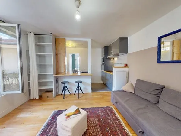 Appartement 2 pièces et ses combles