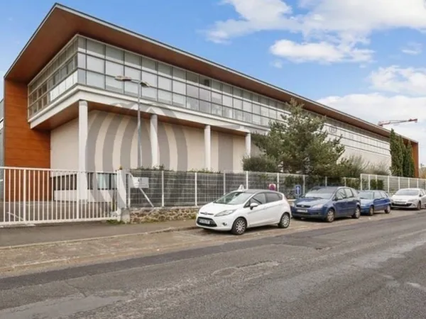 Local d'activité 7096 m²