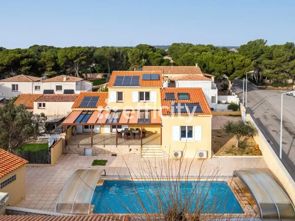 Maison 5 pièces 160 m²