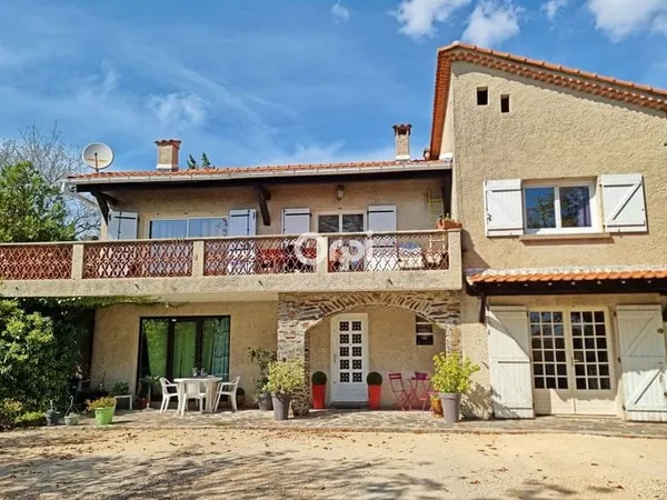 Maison 6 pièces 157 m²