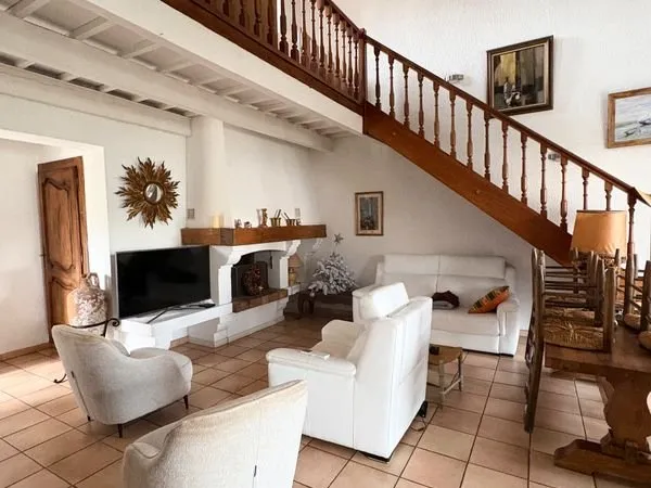 Maison T4 p.pied sur 300 m2 de jardin