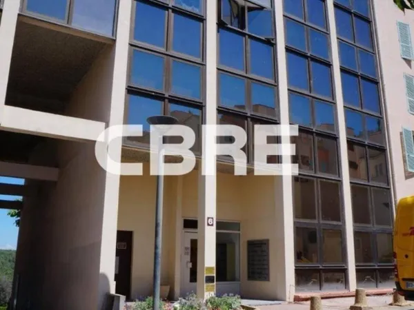 Bureaux 104 m²
