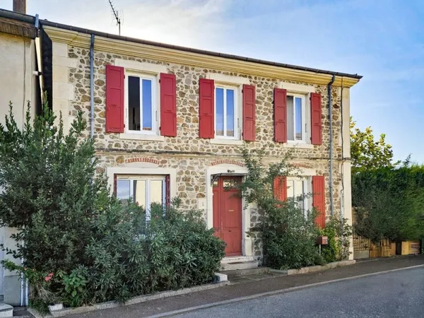 MAISON FAMILIALE PLEINE DE CHARME