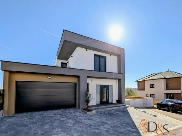 Villa 7 pièces 183 m²