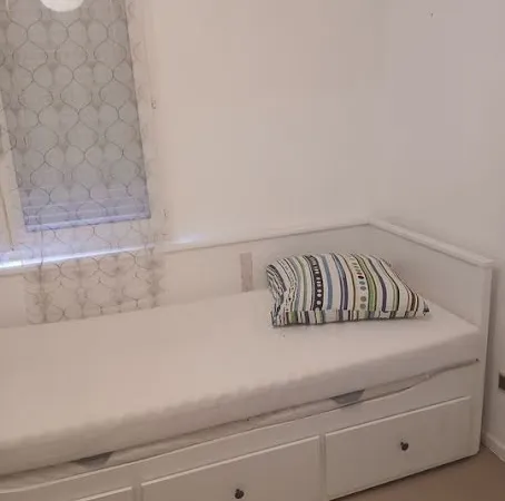 Chambre 1 pièce 11 m²