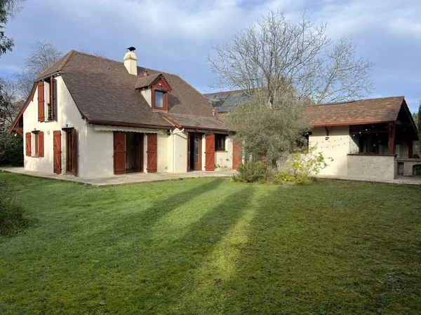 Villa T6 / 4 CHAMBRES - PAU NORD