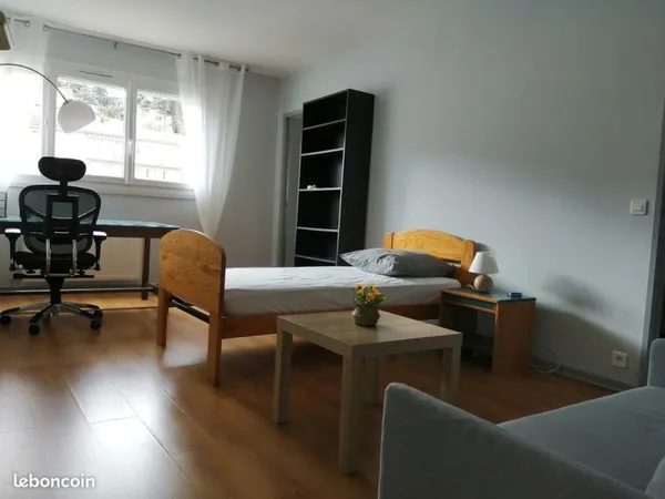 Studio meublé a loué