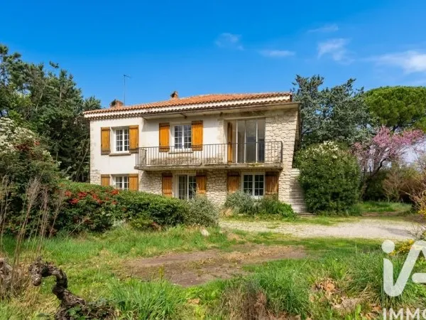 Maison 5 pièces 180 m²