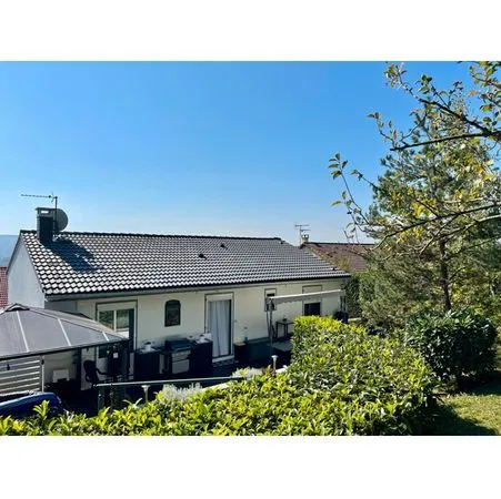 Maison indépendante, au calme, proche Nancy, écoles, transports avec jardin et terrasses