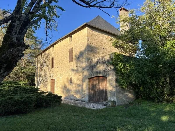 Maison 8 pièces 185 m²