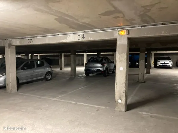 Location Parking Vincennes