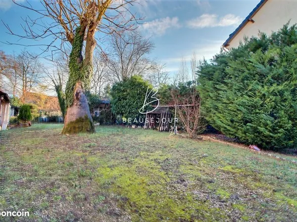 Terrain 300 m² VILLEMOISSON SUR ORGE