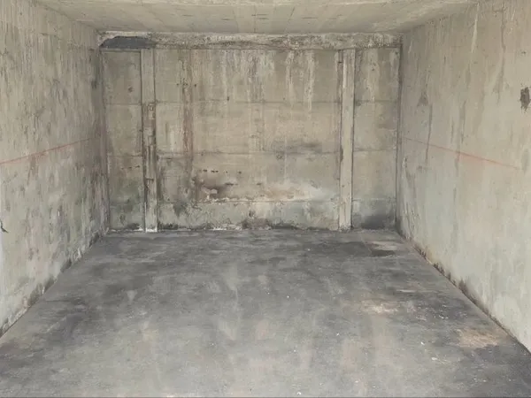 11 garages proche Elbeuf