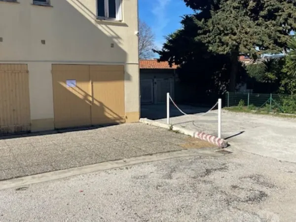 Vends beau Garage