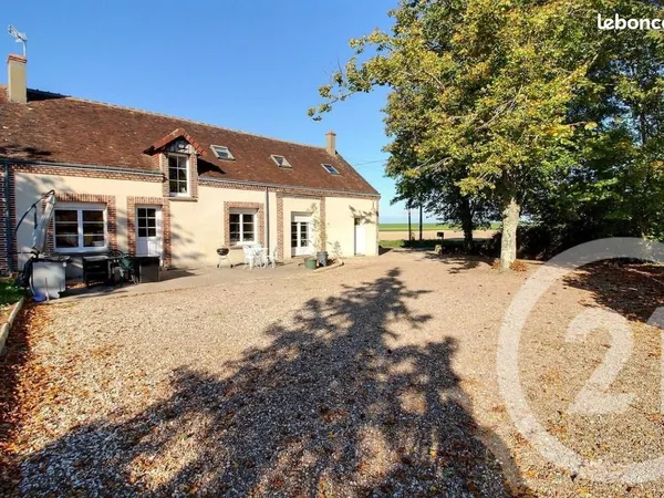 Longère 4 pièces 139 m²