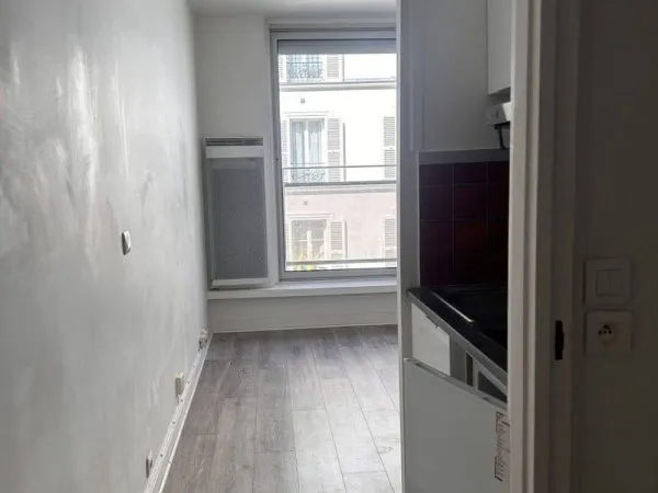 Studio 1 pièce 19 m²