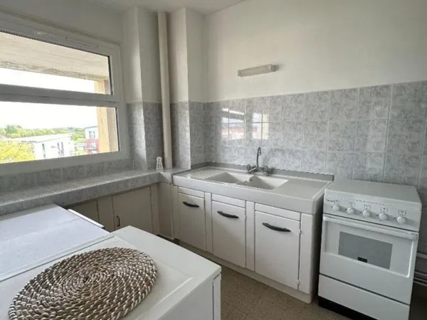 Studio 1 pièce 26 m²