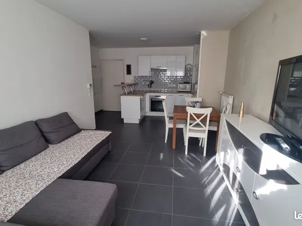 Appartement 2 pièces avec jardin et parking