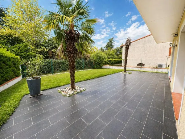 Toulouse Croix-Daurade, maison type 6 au calme avec jardin et grand sous-sol