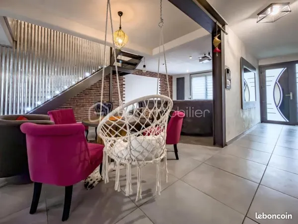 Maison 8 pièces 200 m²