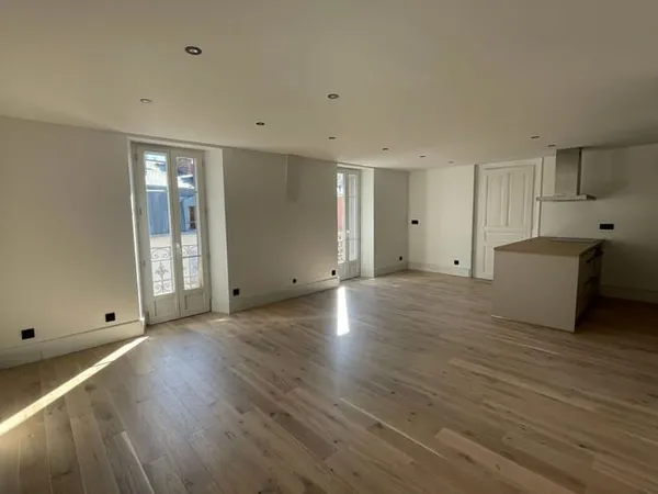 Appartement 3 pièces 81 m²