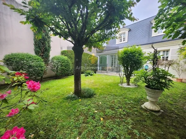 Maison 7 pièces à Chennevieres-sur-marne (94430) les Côteaux