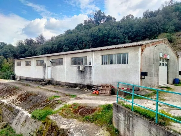 Entrepôt 380 m²