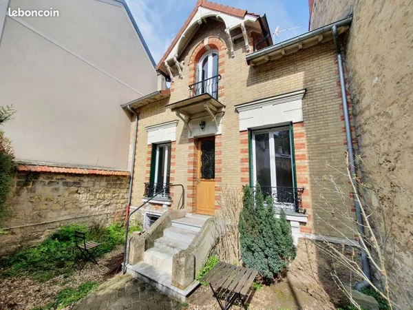 Maison ancienne - hermitage Pontoise