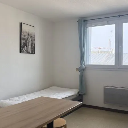 Studio 1 pièce 18 m²