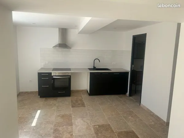 Appartement climatisé 2 chambres et patio