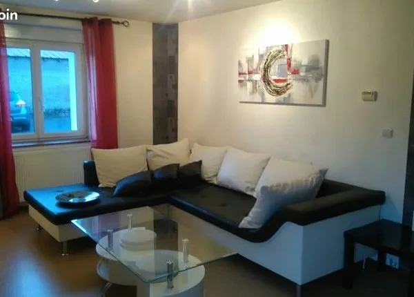 Appartement isolé intérieur extérieur