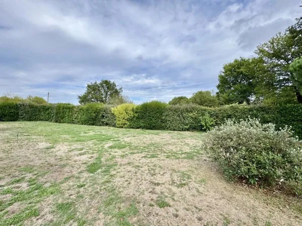 Terrain constructible 825m2 Pontenx les Forges
