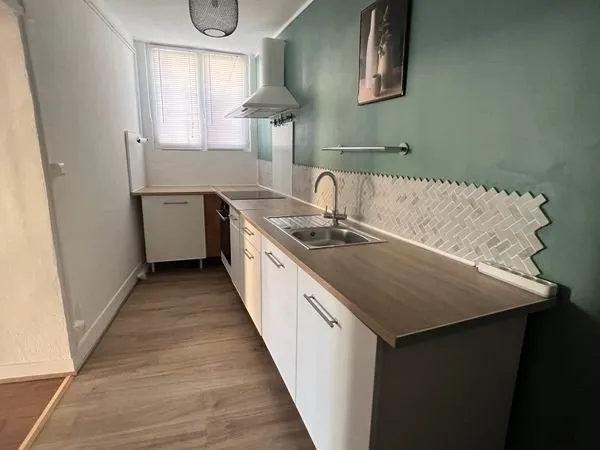 Maison à louer à Urcay 03360