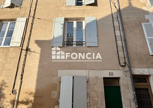 Appartement Location Poitiers 2p 105m² 302500€