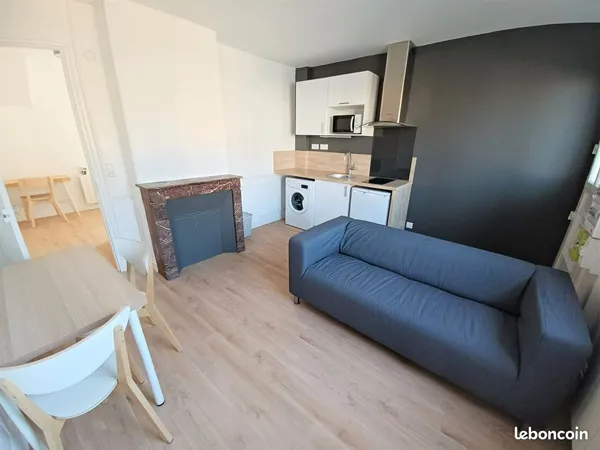 F2 meublé 25m2 proche métro 14 juillet et hôtel de ville Sotteville