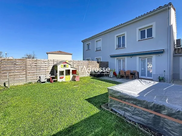 L'Adresse Immobilier - Plaisance du Touch - Maison T4 de 80.2 m2 avec jardin et 2 places de parkings