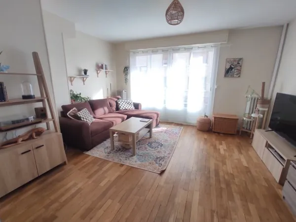 Loue Appartement non meublé/56m²/ hypercentre Rouen /réfection totale recente /une chambre