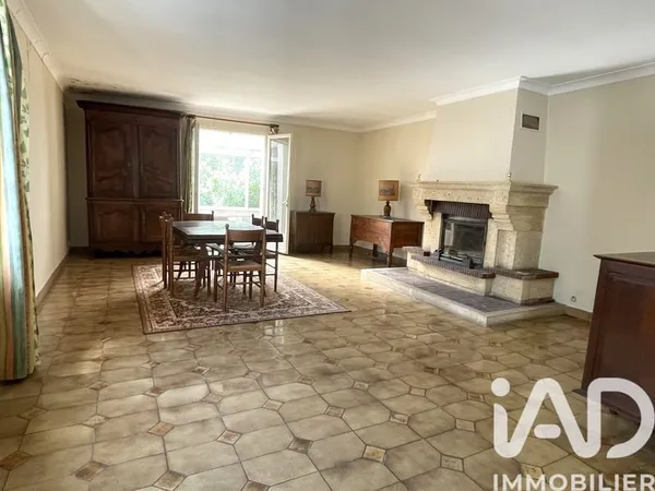Vente Maison traditionnelle 8 pièces