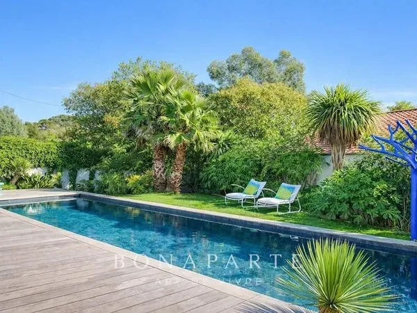 BIDART ERRETEGIA - MAISON AVEC PISCINE