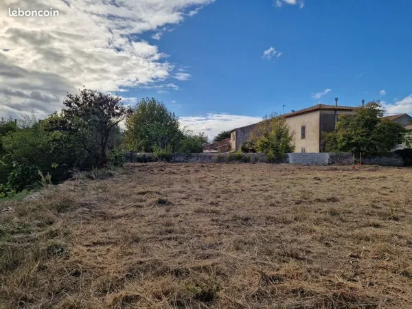 Terrain constructible