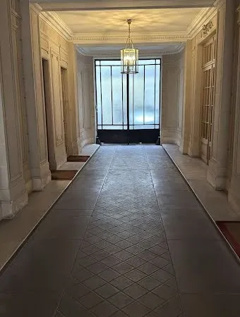 Appartement 10 pièces 263 m²