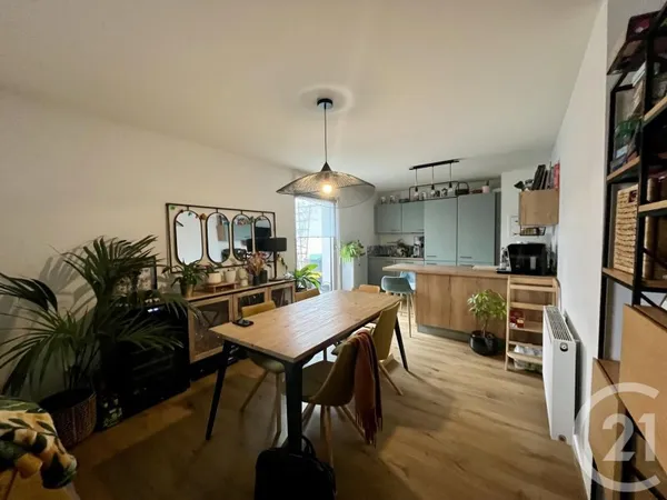 Appartement 4 pièces 85 m²