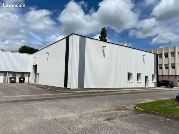 Local 395 m² Quimper