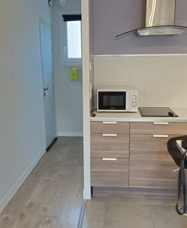 Studio Blois 22m2 / 440 Euros CC